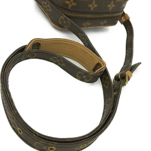 LV Danube crossbody - Picture 6 of 8